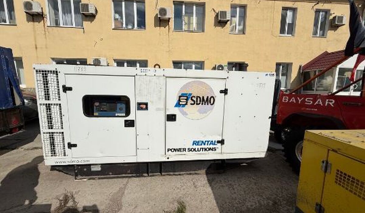 Дизельный генератор SDMO R-135, 96 кВт, б/у